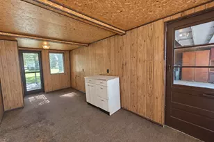 961 E North St, Ashkum, IL 60911 - Photo 7