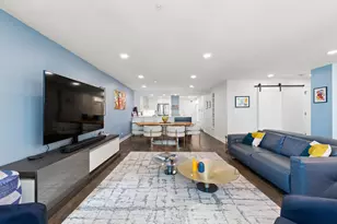 195 N Harbor Dr, Chicago, IL 60601 - Photo 3