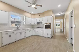 16 E 120th St, Chicago, IL 60628 - Photo 9