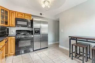 301 W Lonnquist Blvd, Mount Prospect, IL 60056 - Photo 7