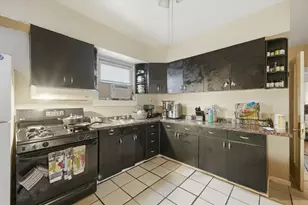 4937 W Melrose St, Chicago, IL 60641 - Photo 13