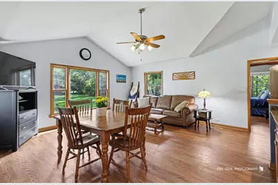 27301 W Nippersink Road, Ingleside, IL 60041 - Photo 13