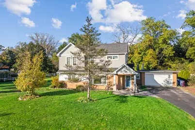 490 S Lyman Avenue, Des Plaines, IL 60016 - Photo 1