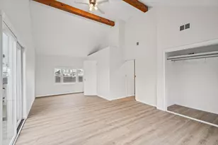 523 W 9th St, Gibson City, IL 60936 - Photo 35