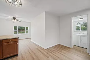 523 W 9th St, Gibson City, IL 60936 - Photo 21