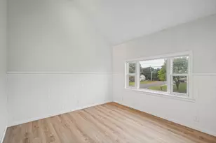 523 W 9th St, Gibson City, IL 60936 - Photo 31