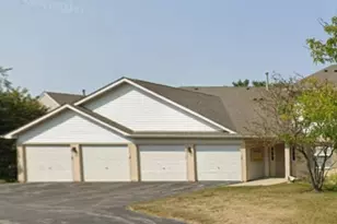 1303 N Red Oak Cir, Round Lake Beach, IL 60073 - Photo 1