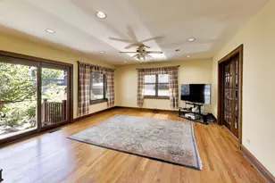 810 N Kenilworth Ave, Oak Park, IL 60302 - Photo 19