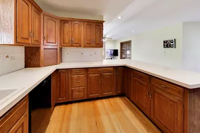 810 N Kenilworth Avenue, Oak Park, IL 60302 - Photo 13
