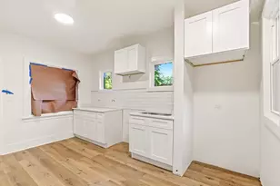 2112 S Drake Ave, Chicago, IL 60623 - Photo 7