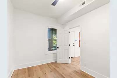 2112 S Drake Avenue #2, Chicago, IL 60623 - Photo 9