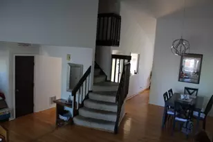 77 Washington Ave, Streamwood, IL 60107 - Photo 3