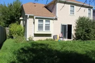 77 Washington Ave, Streamwood, IL 60107 - Photo 9