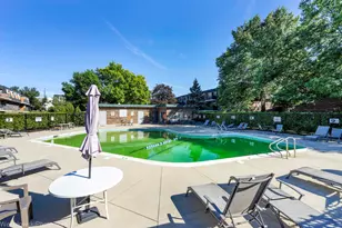3856 S Parkway Dr, Northbrook, IL 60062 - Photo 21