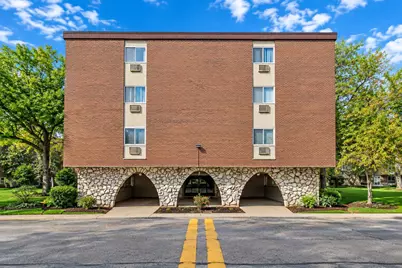 1331 S Finley Road #212, Lombard, IL 60148 - Photo 1