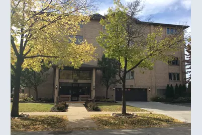 9510 S Kolmar Avenue #107, Oak Lawn, IL 60453 - Photo 1