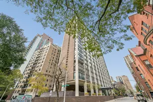 1 E Schiller St, Chicago, IL 60610 - Photo 1