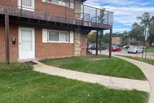 1480 S Busse Rd, Mount Prospect, IL 60056 - Photo 1