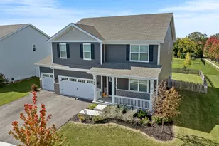 726 Slate Run, Elgin, IL 60124 - Photo 1