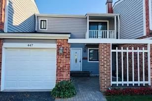 447 Buckeye Dr, Wheeling, IL 60090 - Photo 1