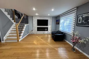 447 Buckeye Dr, Wheeling, IL 60090 - Photo 9