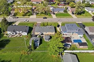 665 Illinois Blvd, Hoffman Estates, IL 60169 - Photo 43