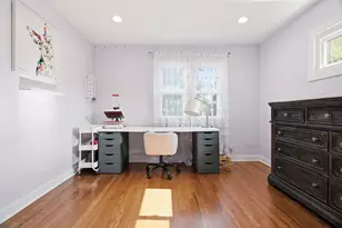665 Illinois Blvd, Hoffman Estates, IL 60169 - Photo 19