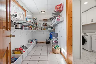 665 Illinois Blvd, Hoffman Estates, IL 60169 - Photo 29