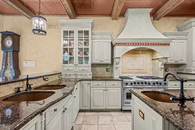 1317 Fox Glen Drive, Saint Charles, IL 60174 - Photo 25