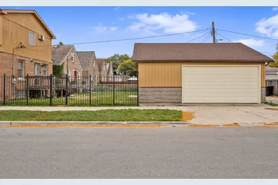 8732 S East End Avenue, Chicago, IL 60617 - Photo 25