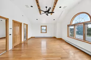 8732 S East End Ave, Chicago, IL 60617 - Photo 15