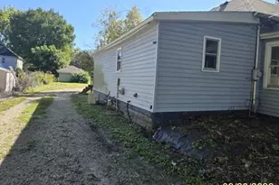 106 NW 5th Ave, Aledo, IL 61231 - Photo 9