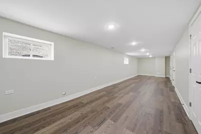 8817 S Parnell Avenue, Chicago, IL 60620 - Photo 17