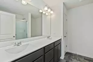 1117 Amber Dr, Cary, IL 60013 - Photo 35
