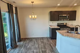 1117 Amber Dr, Cary, IL 60013 - Photo 21