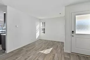 1117 Amber Dr, Cary, IL 60013 - Photo 11