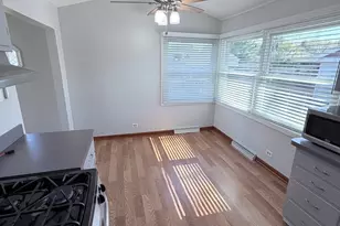 6635 W 87th St, Oak Lawn, IL 60453 - Photo 7