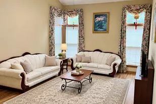 2460 Otter Creek Ln, Elgin, IL 60124 - Photo 3