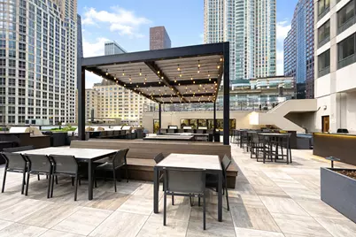 30 E Huron Street #2510, Chicago, IL 60611 - Photo 17