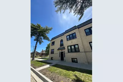 5703 W Seminole Street #1, Chicago, IL 60646 - Photo 1