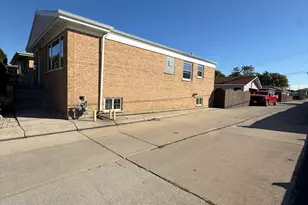 7843 Natchez Ave, Burbank, IL 60459 - Photo 3