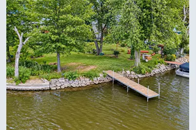 732 Robertson Road, South Elgin, IL 60177 - Photo 5