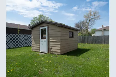 8240 S Octavia Avenue, Bridgeview, IL 60455 - Photo 17