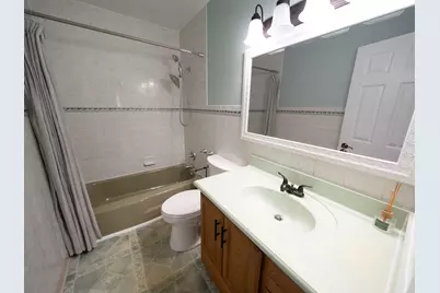 8240 S Octavia Avenue, Bridgeview, IL 60455 - Photo 7