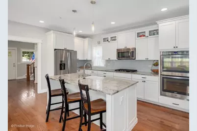 109 Grove Avenue, Glen Ellyn, IL 60137 - Photo 13