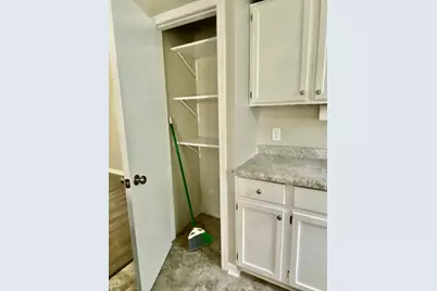 811 S Elm Avenue, Kankakee, IL 60901 - Photo 13