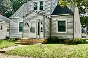 811 S Elm Ave, Kankakee, IL 60901 - Photo 1