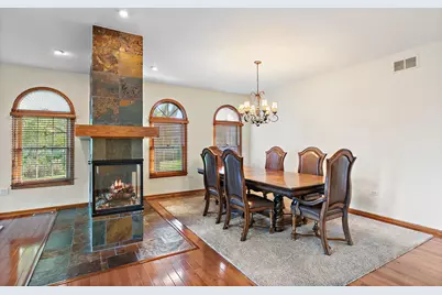 2101 Burnham Court, Algonquin, IL 60102 - Photo 5