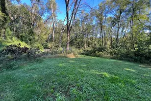 38W596 Highland Ave, Elgin, IL 60124 - Photo 13