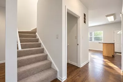 6732 S Dorchester Avenue, Chicago, IL 60637 - Photo 9